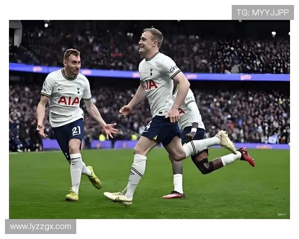 英超德扬·库卢塞夫斯基