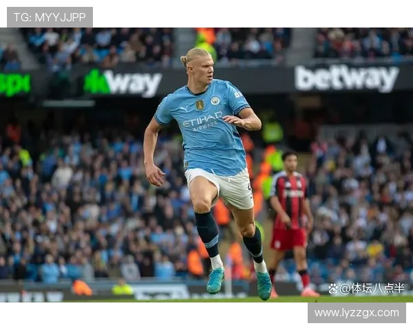 哈兰德与莱万巅峰期禁区进球效率对比分析