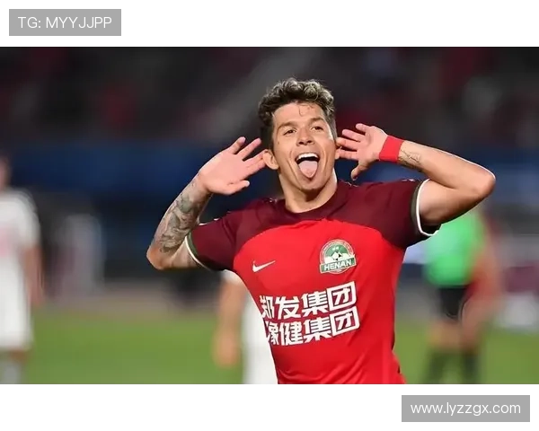 上海申花豪门地位受冲击：内部分歧凸显危机，战术体系能否撑起争冠野心？