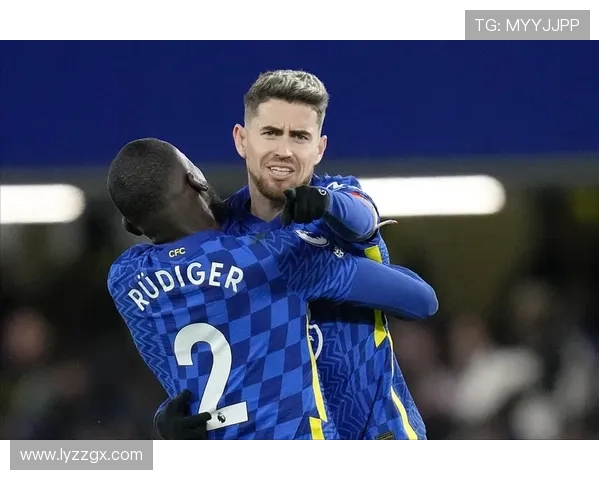 卡马文加 vs 若日尼奥:节奏掌控者的风格差异与战术作用对比 卡马文加 vs 若日尼奥:节奏掌控者的风格差异与战术作用对比