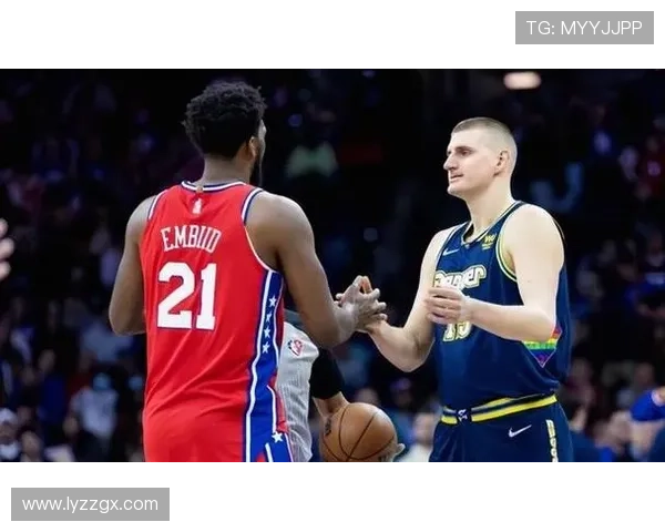 唐斯挡拆拉空位提升三分效率对比约基奇更外线化